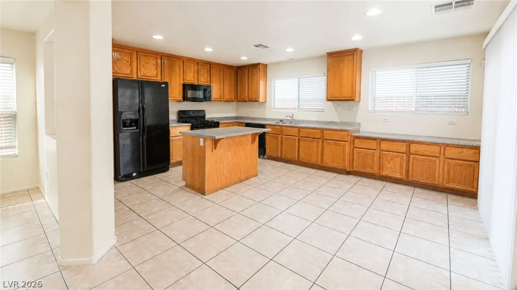 7966 Delft Blue, Las Vegas, NV 89139