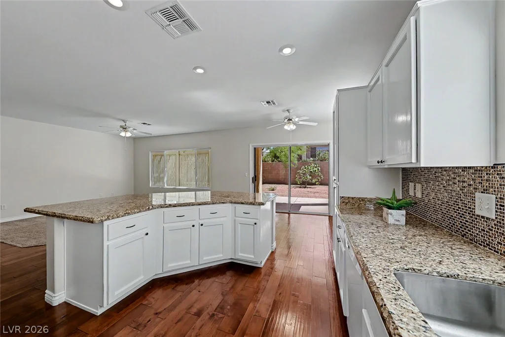 2565 Gilbertville, Henderson, NV 89052