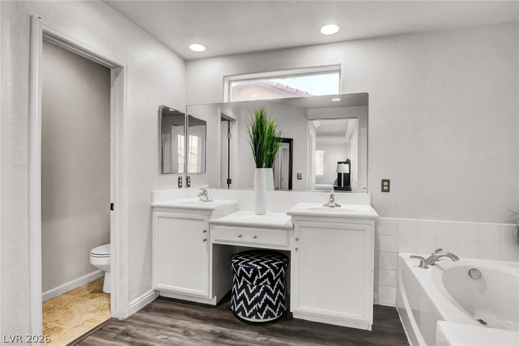 5974 Banbury Heights, Las Vegas, NV 89139