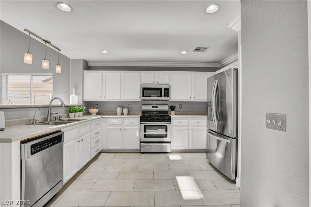 5974 Banbury Heights, Las Vegas, NV 89139