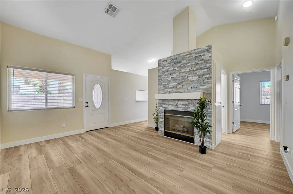 1632 Torrey Pines, Las Vegas, NV 89108