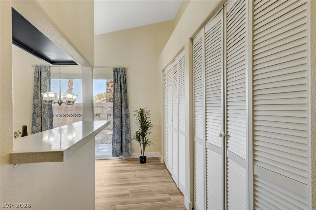 1632 Torrey Pines, Las Vegas, NV 89108