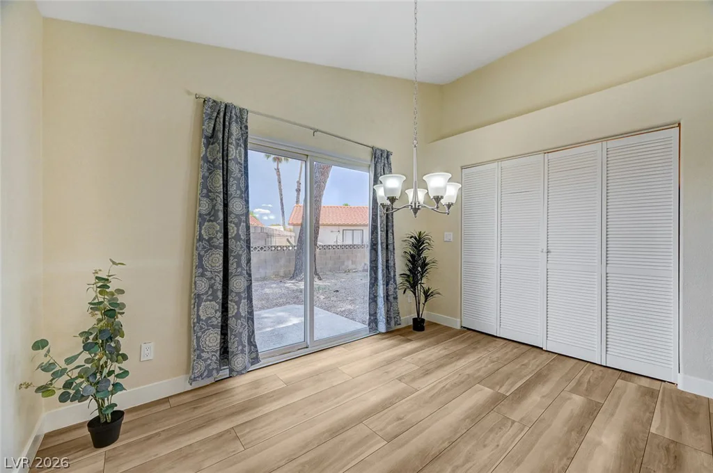 1632 Torrey Pines, Las Vegas, NV 89108