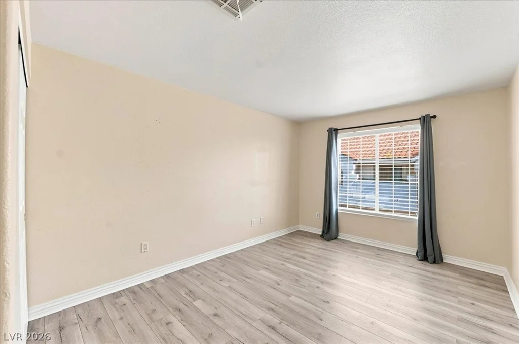5201 Torrey Pines, Las Vegas, NV 89118