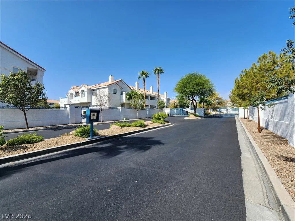 5201 Torrey Pines, Las Vegas, NV 89118
