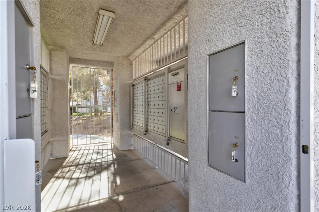 5201 Torrey Pines, Las Vegas, NV 89118
