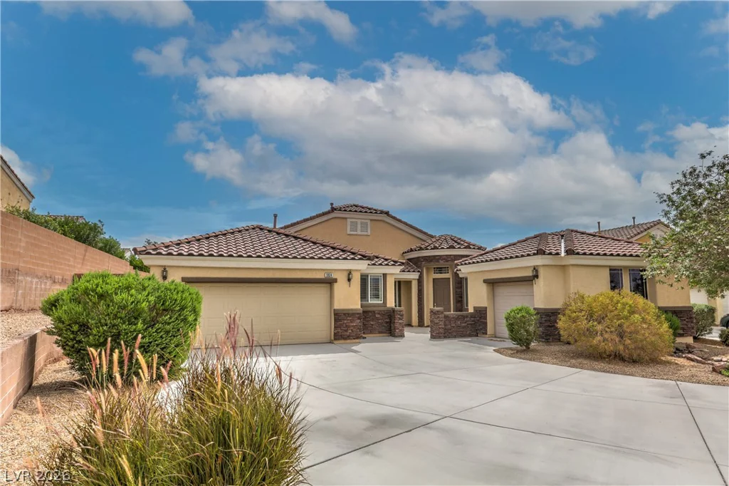 5924 Bullboat, North Las Vegas, NV 89031