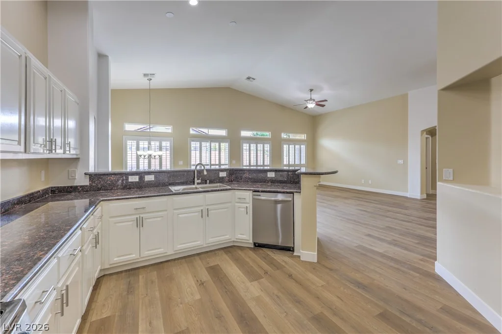 5924 Bullboat, North Las Vegas, NV 89031