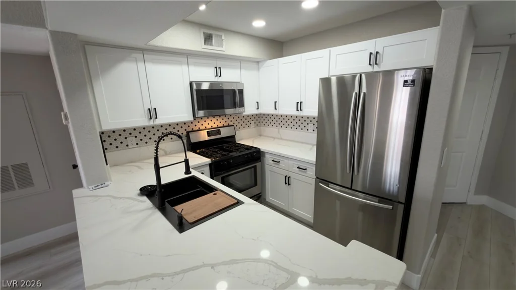 5000 RED ROCK, Las Vegas, NV 89118