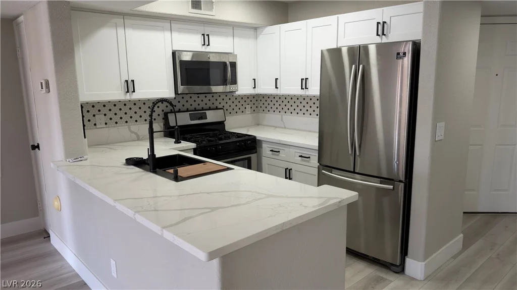 5000 RED ROCK, Las Vegas, NV 89118