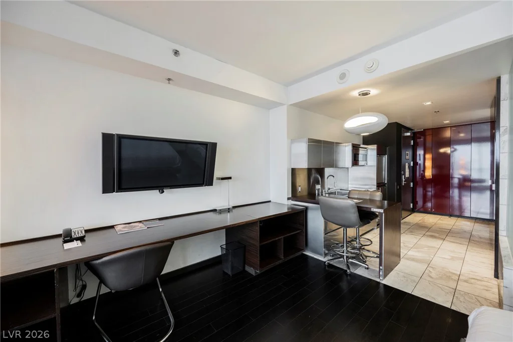 4381 Flamingo, Las Vegas, NV 89103