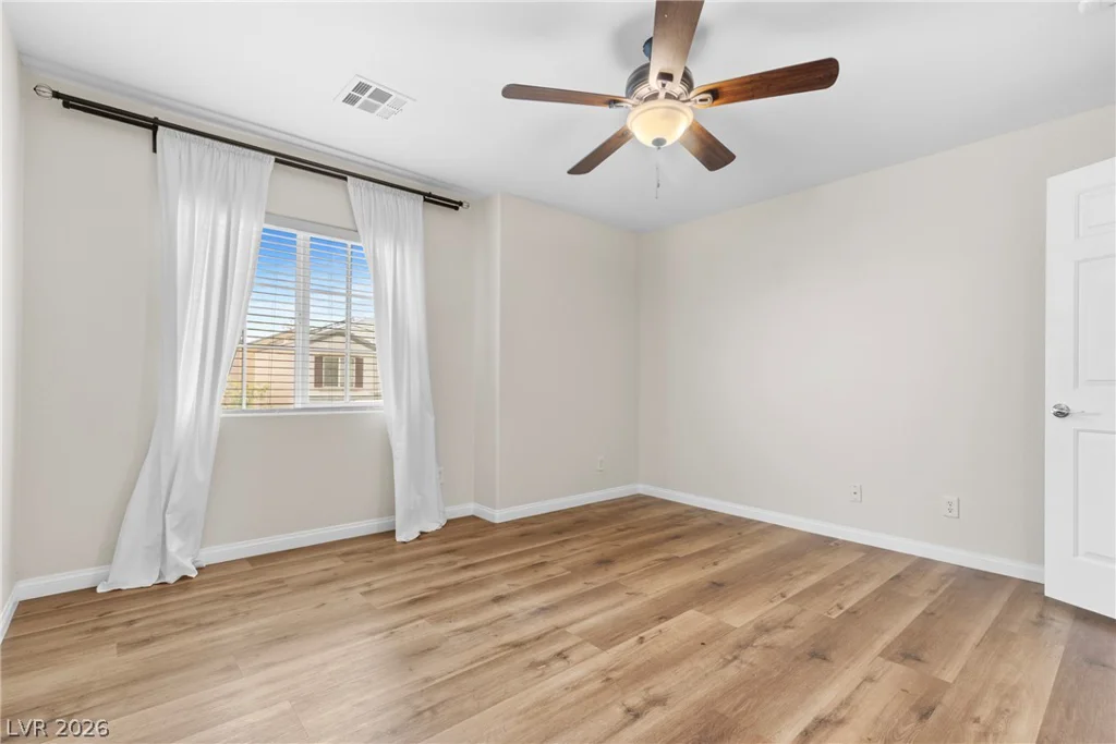 6644 Churnet Valley, Las Vegas, NV 89139
