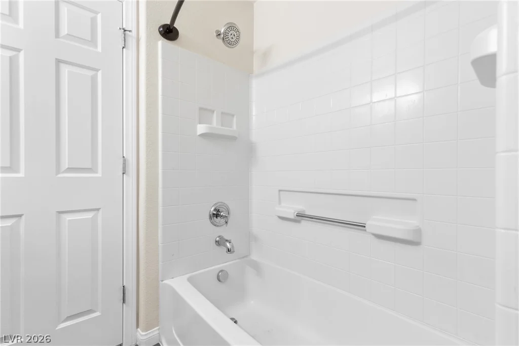 6644 Churnet Valley, Las Vegas, NV 89139