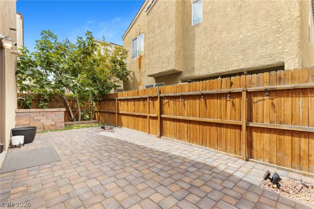 6644 Churnet Valley, Las Vegas, NV 89139