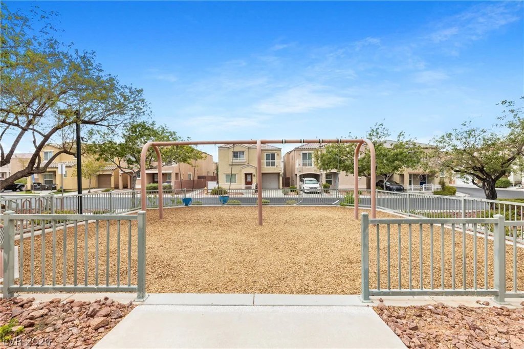 6644 Churnet Valley, Las Vegas, NV 89139