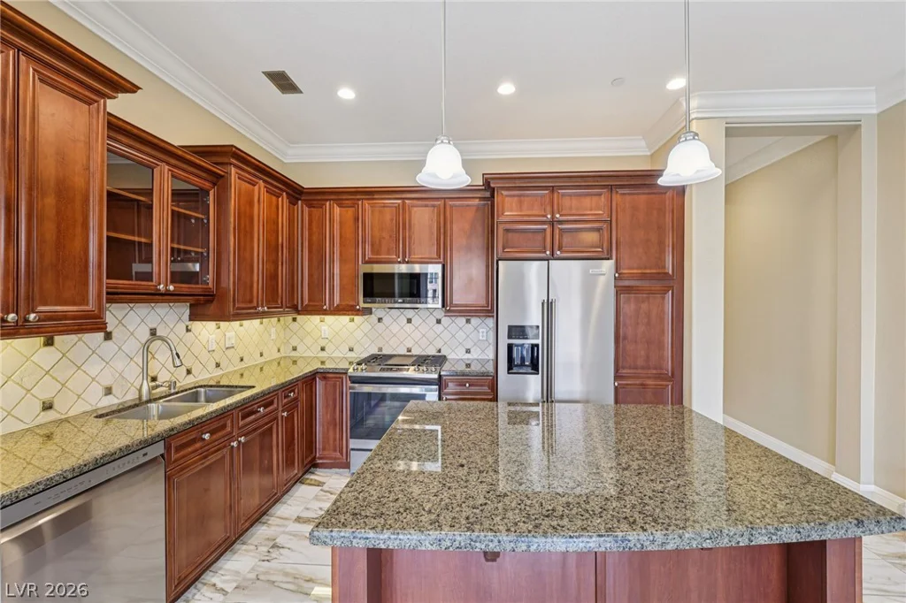 10 Via Vasari, Henderson, NV 89011