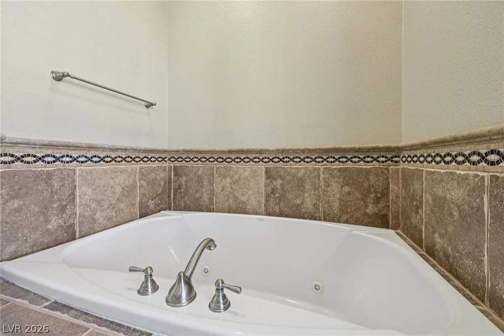 10 Via Vasari, Henderson, NV 89011