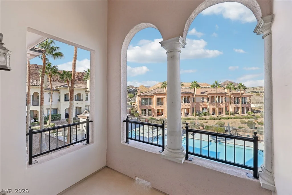 10 Via Vasari, Henderson, NV 89011