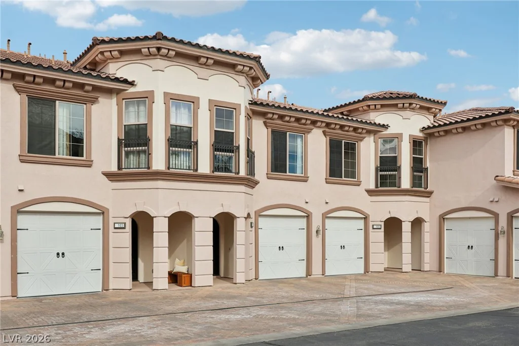 10 Via Vasari, Henderson, NV 89011