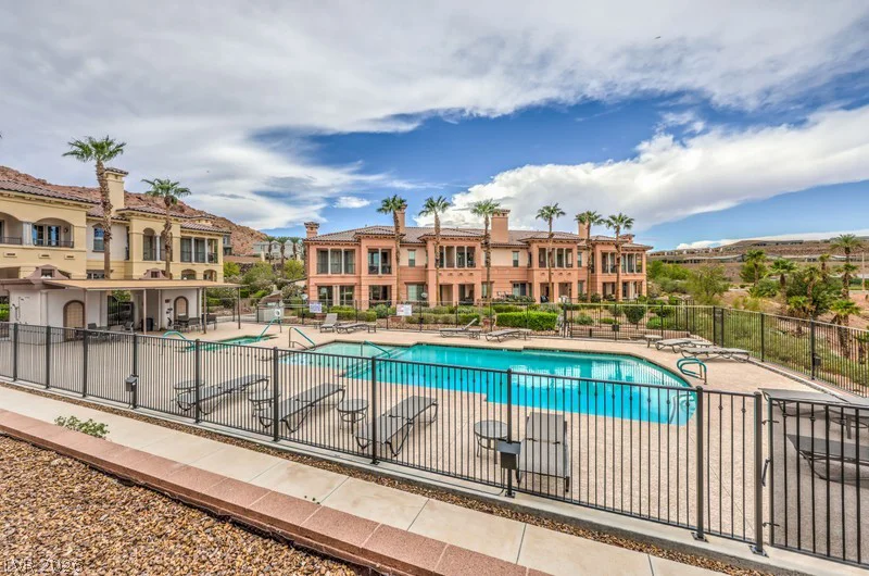 10 Via Vasari, Henderson, NV 89011