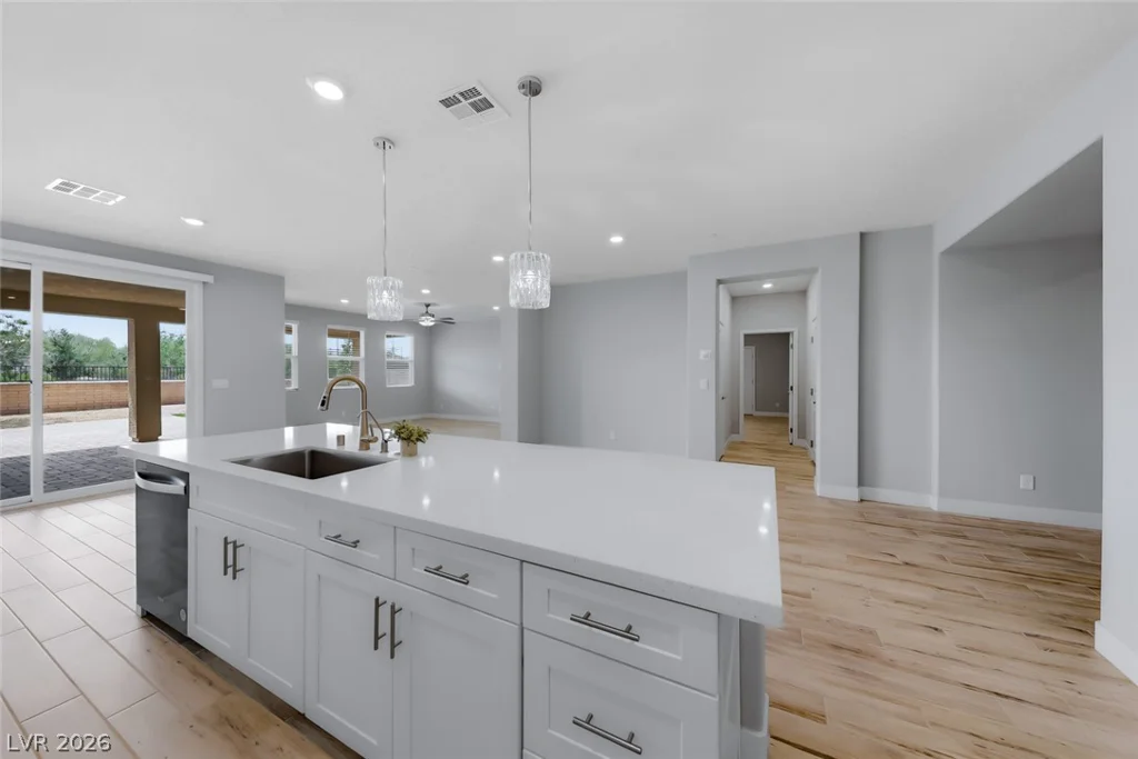 445 Winter Dove, Henderson, NV 89011