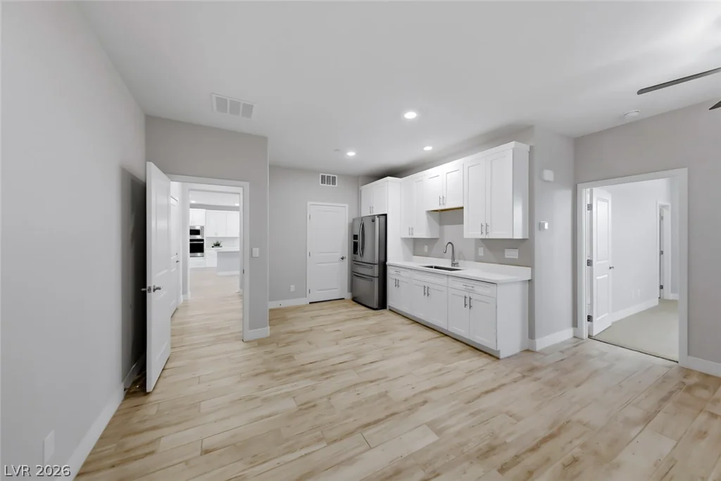 445 Winter Dove, Henderson, NV 89011