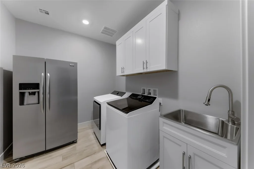 445 Winter Dove, Henderson, NV 89011