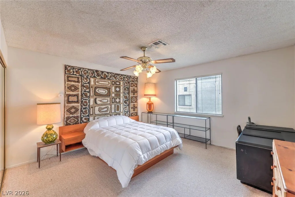1751 Reno, Las Vegas, NV 89119