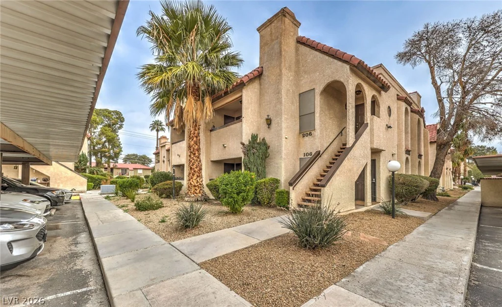 1751 Reno, Las Vegas, NV 89119