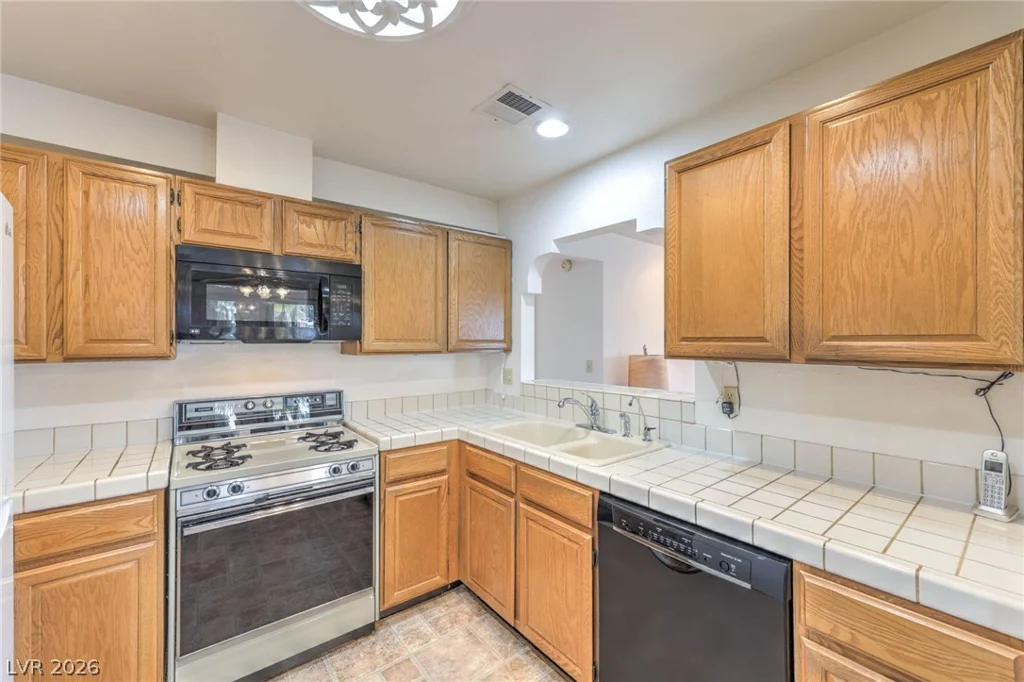1751 Reno, Las Vegas, NV 89119