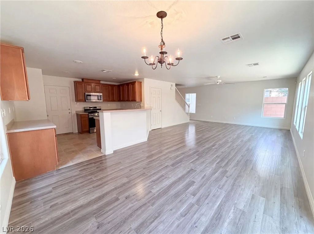 312 Big Cliff, North Las Vegas, NV 89031