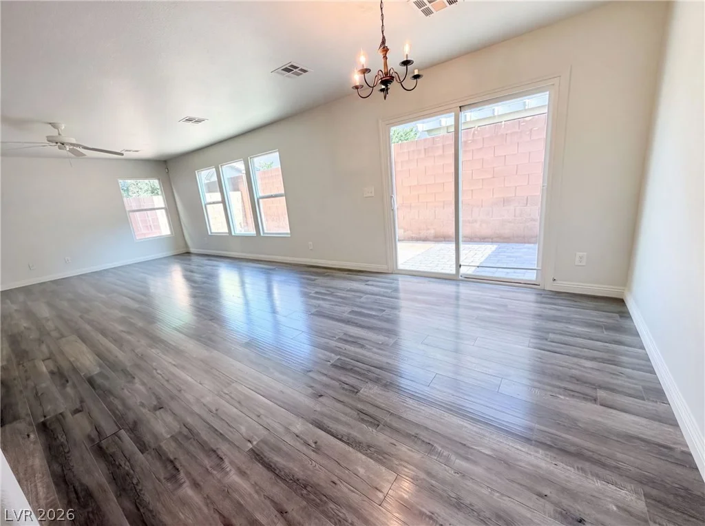 312 Big Cliff, North Las Vegas, NV 89031