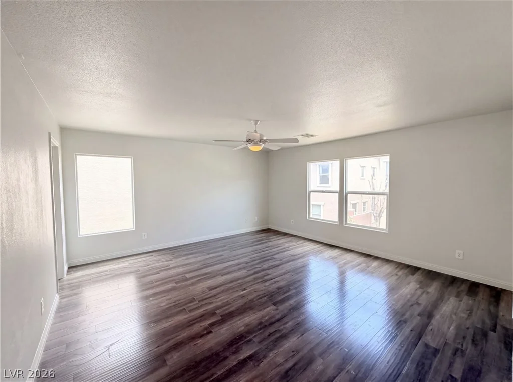 312 Big Cliff, North Las Vegas, NV 89031