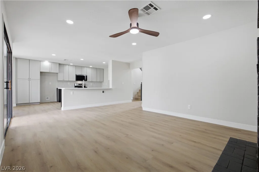 2908 Jones, Las Vegas, NV 89108