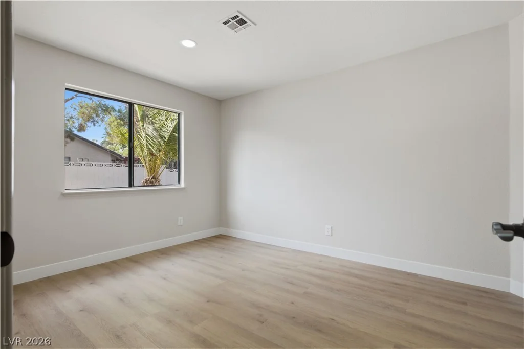 2908 Jones, Las Vegas, NV 89108