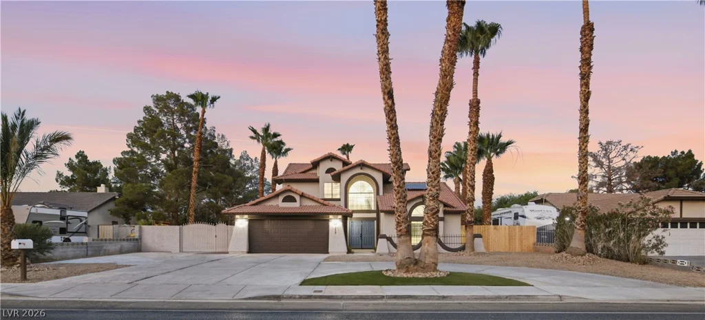 2908 Jones, Las Vegas, NV 89108