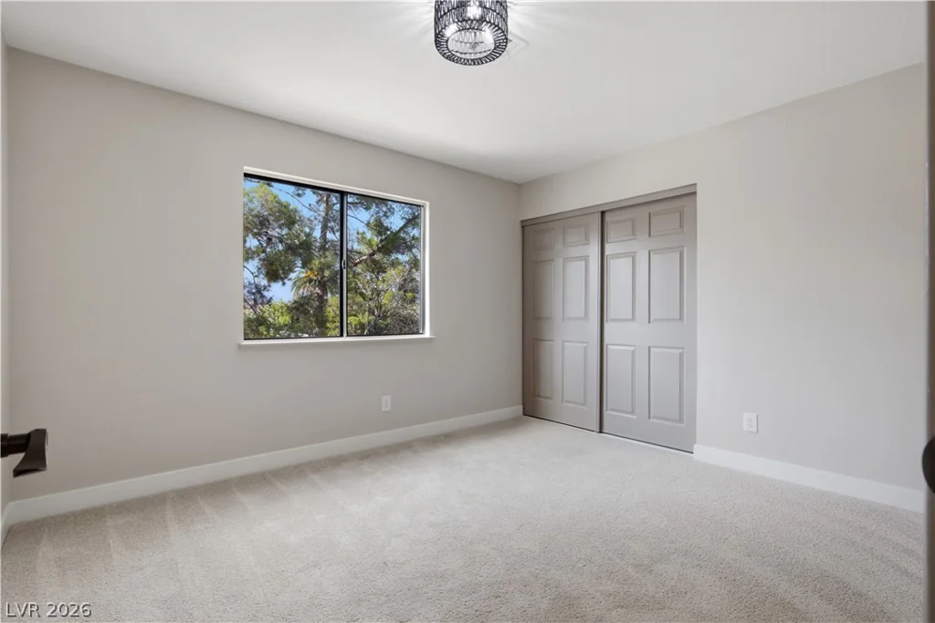 2908 Jones, Las Vegas, NV 89108