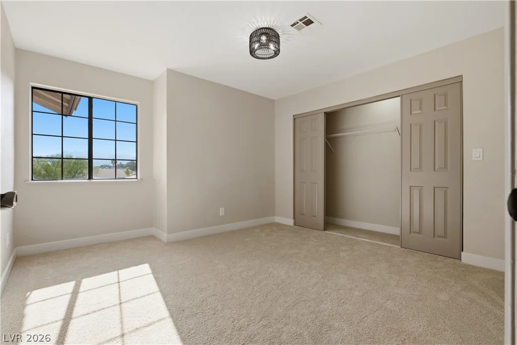2908 Jones, Las Vegas, NV 89108