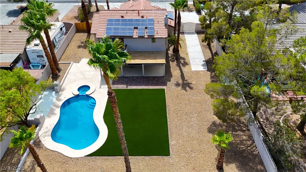 2908 Jones, Las Vegas, NV 89108