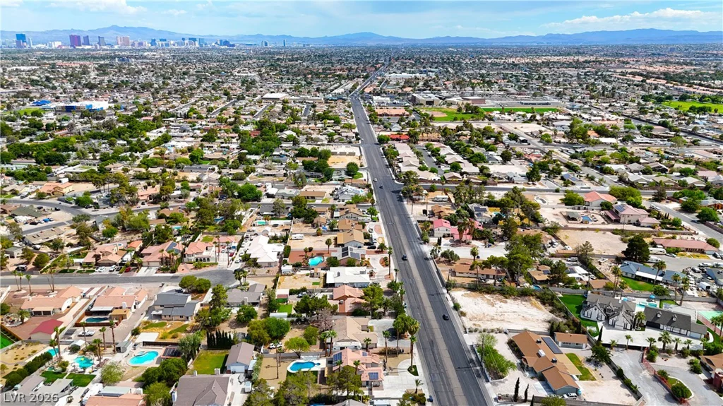 2908 Jones, Las Vegas, NV 89108