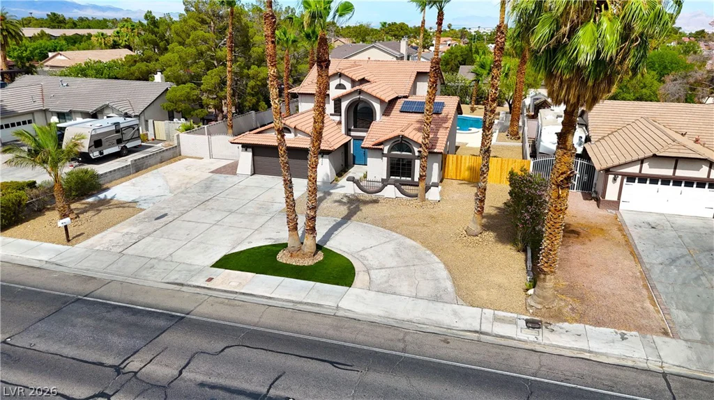 2908 Jones, Las Vegas, NV 89108