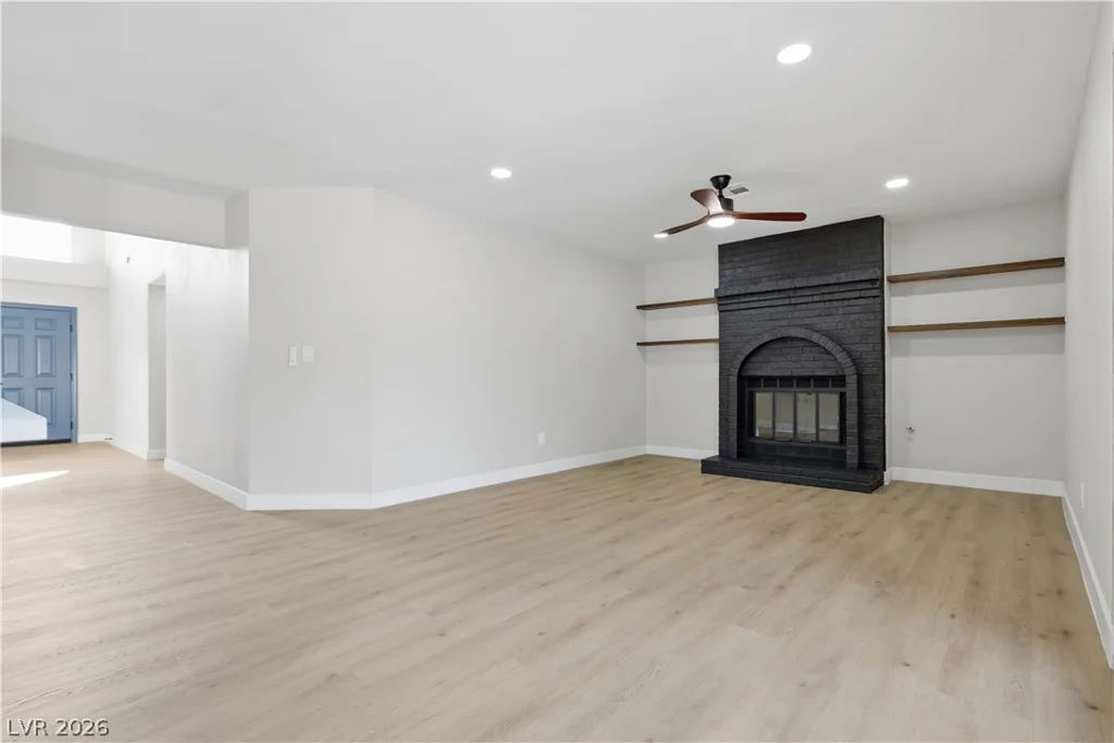 2908 Jones, Las Vegas, NV 89108