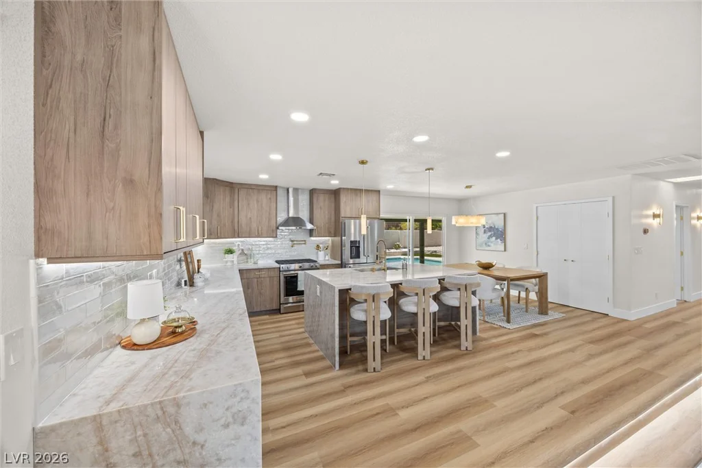 1242 Campbell, Las Vegas, NV 89102