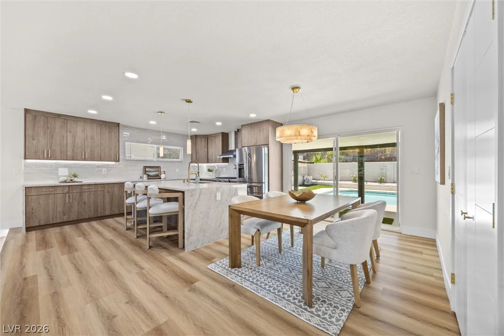 1242 Campbell, Las Vegas, NV 89102