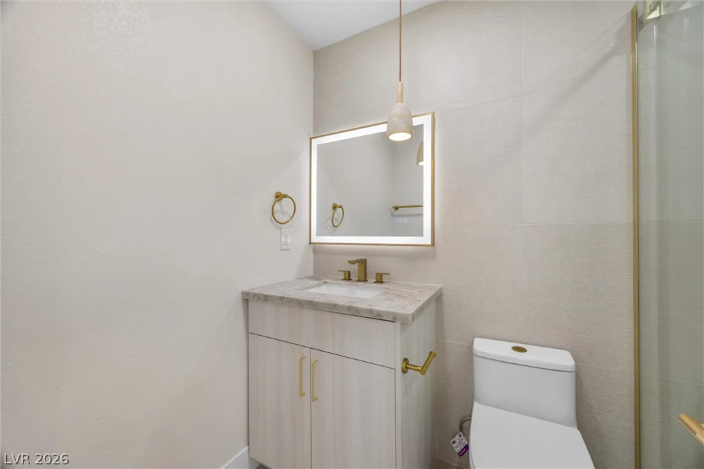 1242 Campbell, Las Vegas, NV 89102