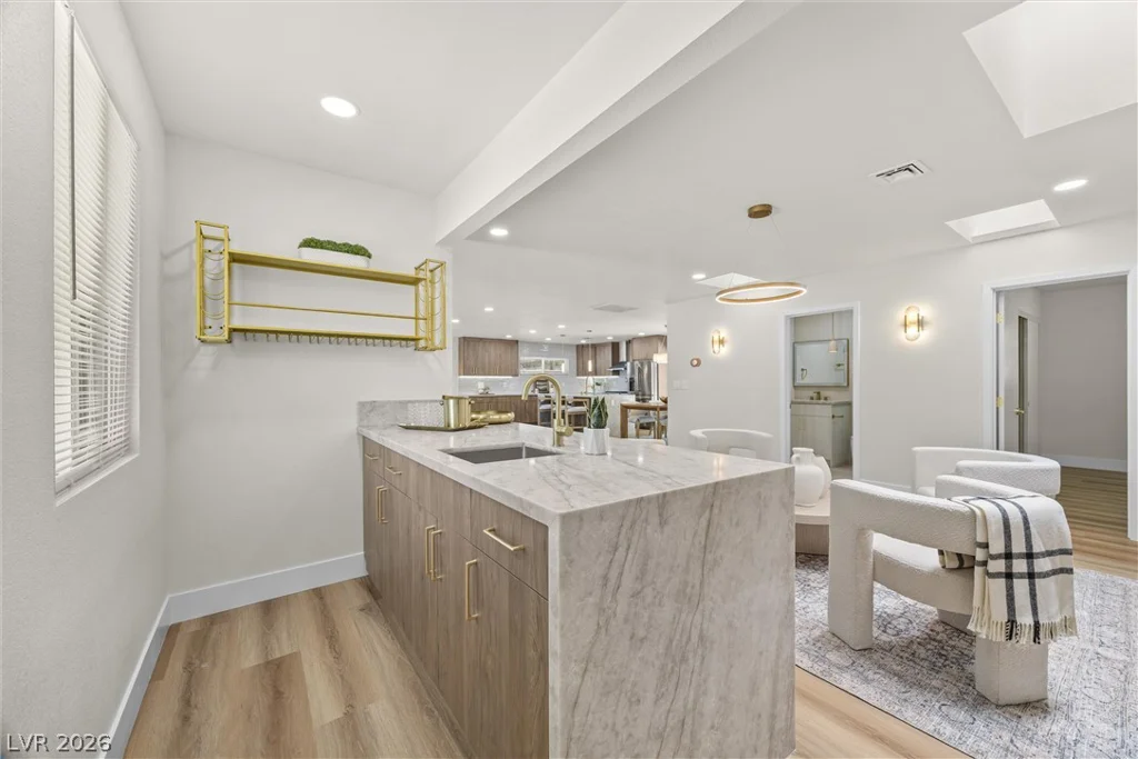 1242 Campbell, Las Vegas, NV 89102
