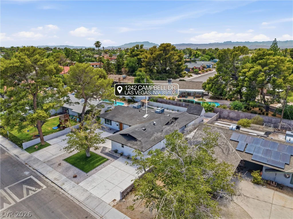 1242 Campbell, Las Vegas, NV 89102