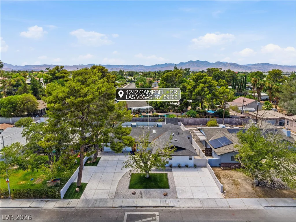 1242 Campbell, Las Vegas, NV 89102