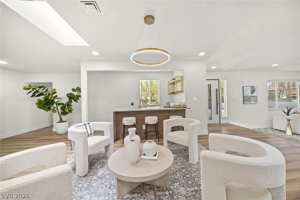 1242 Campbell, Las Vegas, NV 89102