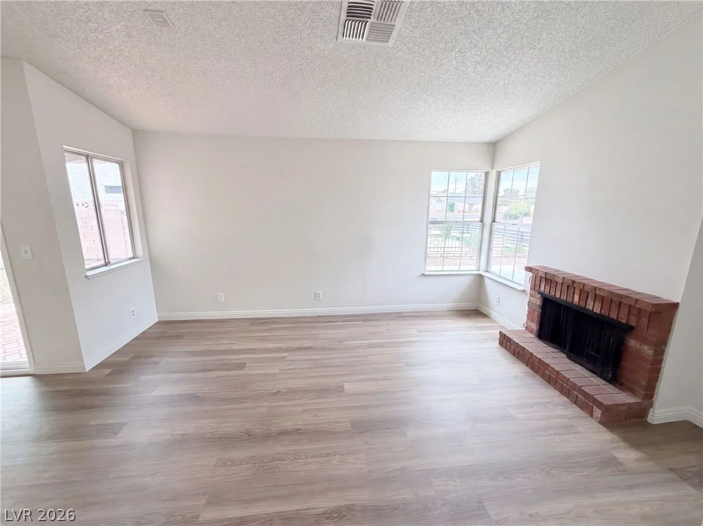 1909 Joella, Las Vegas, NV 89108